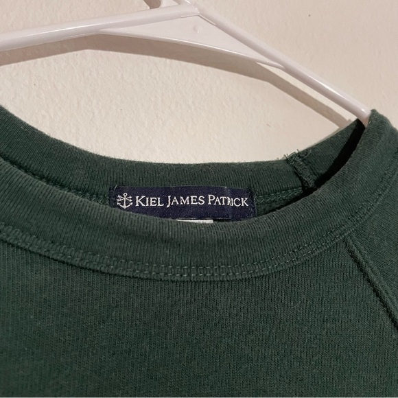 Kiel James Patrick leaf peeper embroidered forest green sweatshirt for fall - Picture 3 of 7